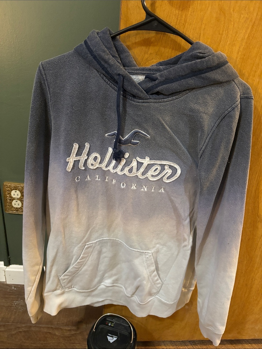 Hollister Men's Ombre Crewneck Hoodie - Navy to Cream